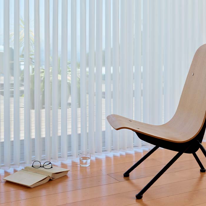 luminette-vertical-window-coverings-hunter-douglas-seeview-blinds